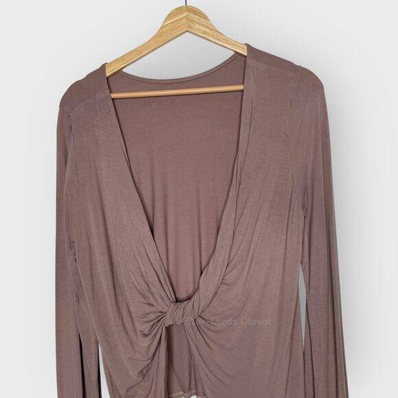 Lulus Exclusive Twist Back Long Sleeve Top Medium Taupe Backless Boho Casual - Picture 9 of 11